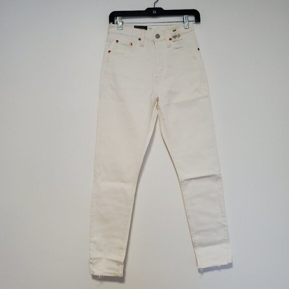 NWT Levi's Premium 501 HIGH RISE SKINNY WOMEN'S WHITE JEANS - Picture 6 of 8